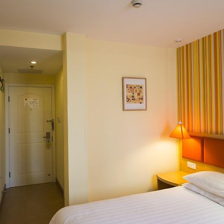 Home Inn Tianjin Binjiang Avenue Shanxi Road Exterior foto